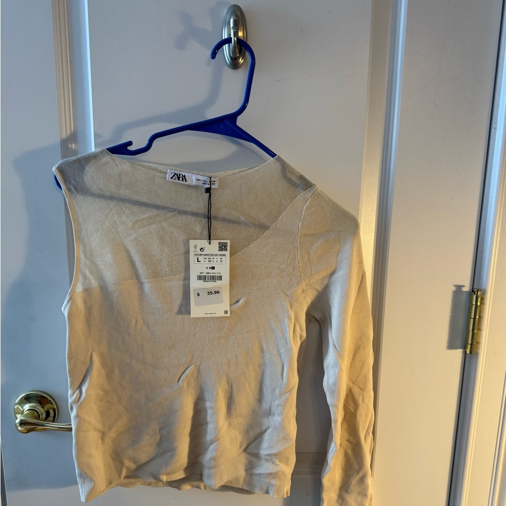ZARA NWT one sleeve top